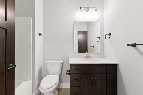 Bath - 3674 36th St S, Saint Cloud, MN 56301 photo 2 of 4