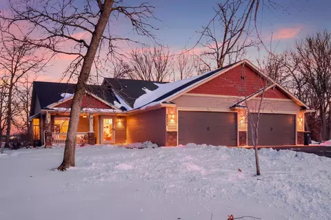 29075 151st St NW, Zimmerman, MN 55398