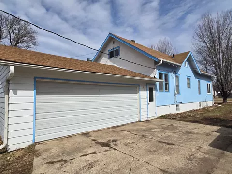 Exterior - 214 Garfield St S, Beardsley, MN 56211 photo 6 of 6