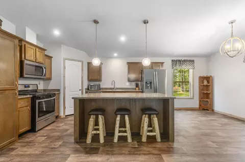 Kitchen - 3583 Pine Ridge Rd, Brainerd, MN 56401 photo 2 of 4