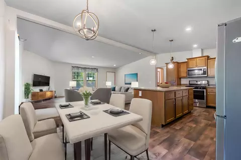 Dining - 3583 Pine Ridge Rd, Brainerd, MN 56401 photo 1 of 2