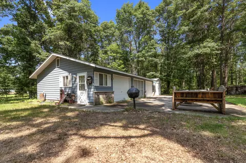Exterior - 3583 Pine Ridge Rd, Brainerd, MN 56401 photo 3 of 5
