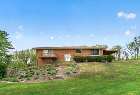 2420 Lancaster Ln N, Plymouth, MN 55441
