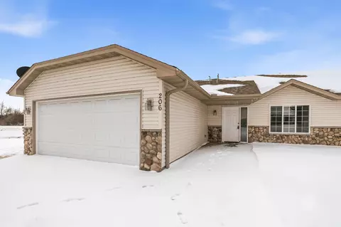 206 Appaloosa Ct, Braham, MN 55006