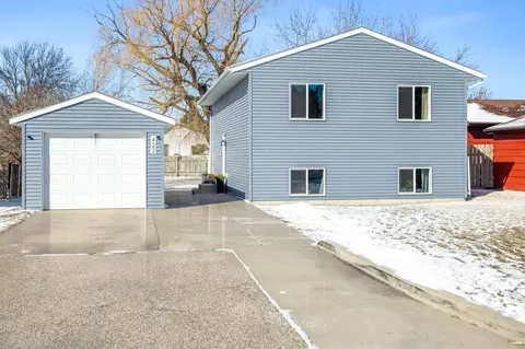 422 5th Ave, Mapleton, ND 58059
