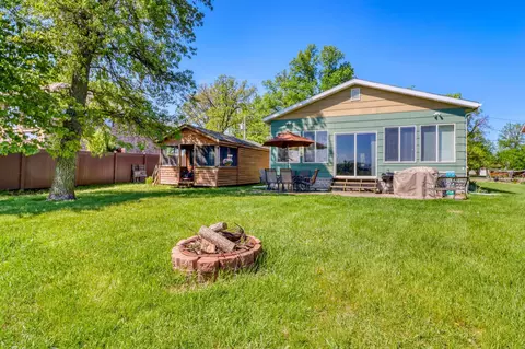 25934 Brolin Beach Rd, Detroit Lakes, MN 56501