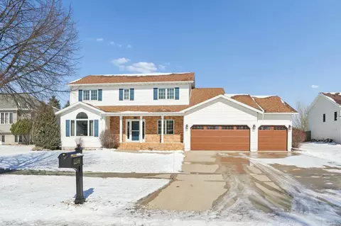 2209 Victoria Rose Dr S, Fargo, ND 58104