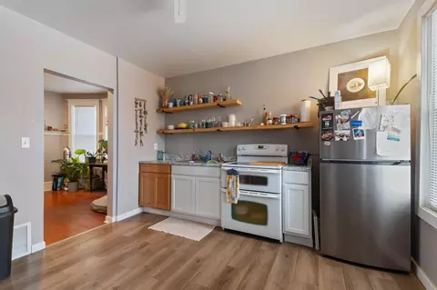 Kitchen - 2424 W 2nd St, Duluth, MN 55806 photo 4 of 4