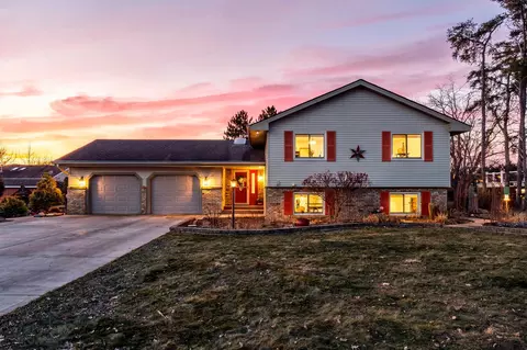 5427 Brittany Ct, White Bear Township, MN 55110