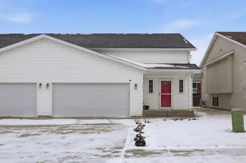 714 14th Ave E, West Fargo, ND 58078