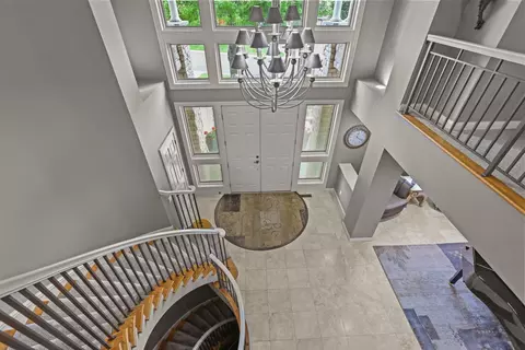 Entry Way - 705 W River Pkwy, Champlin, MN 55316 photo 5 of 8