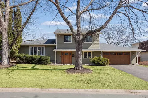 7221 Cornelia Dr, Edina, MN 55435