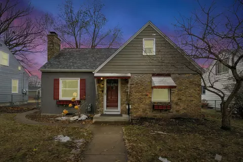 2711 Xerxes Ave N, Robbinsdale, MN 55422