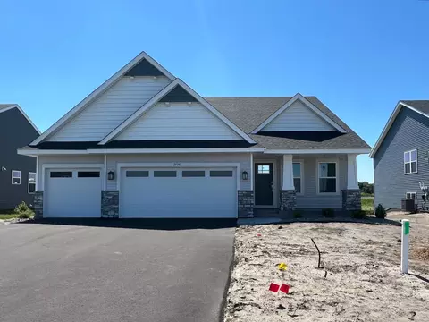 15136 Sycamore St NW, Andover, MN 55304