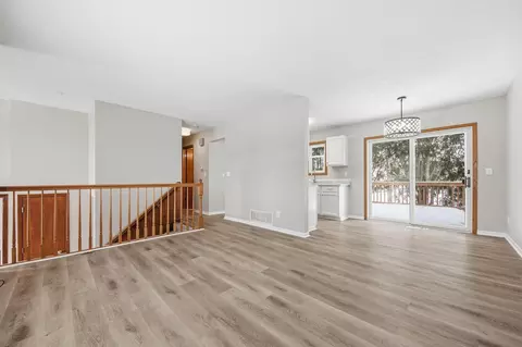 1703 Nokia Way, Eagan, MN 55122 photo 8