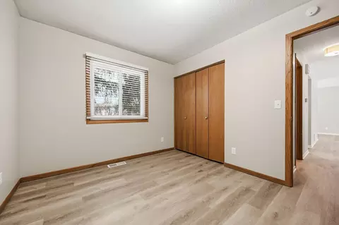 1703 Nokia Way, Eagan, MN 55122 photo 24
