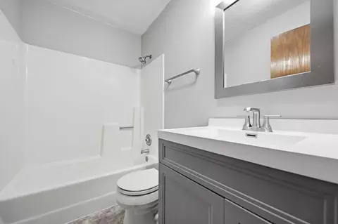 1703 Nokia Way, Eagan, MN 55122 photo 28