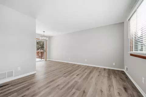 1703 Nokia Way, Eagan, MN 55122 photo 11