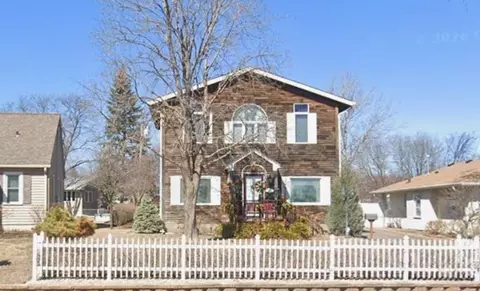 6610 Cedar Lake Rd S, Saint Louis Park, MN 55426