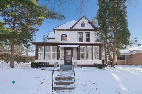 120 4th Ave E, Shakopee, MN 55379