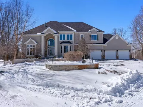 2514 Walden Way, Saint Cloud, MN 56301