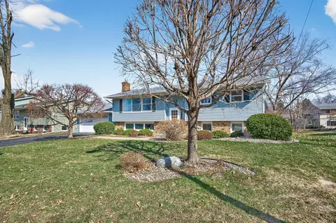 303 Thompson Ave W, West Saint Paul, MN 55118