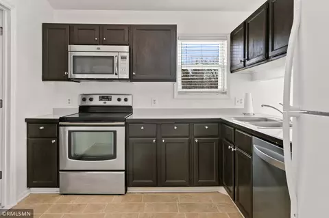 Kitchen - 5329 Highpointe Ter, Bloomington, MN 55437 photo 1 of 4