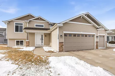 1326 Osauka Rd NE, Sauk Rapids, MN 56379