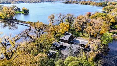 2634 Crosby Rd, Wayzata, MN 55391