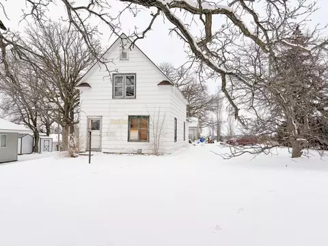 522 E Central St, Detroit Lakes, MN 56501