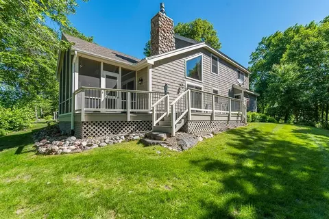 1399 E Pointe Dr, Brainerd, MN 56401