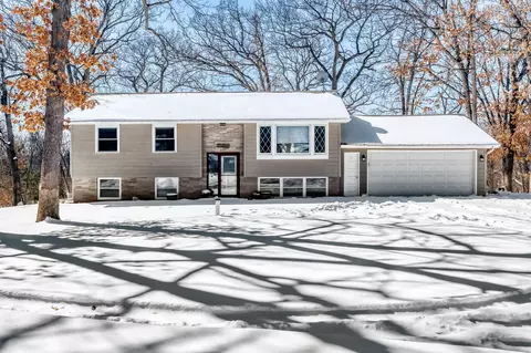 21440 Inwood Ave N, Forest Lake, MN 55025