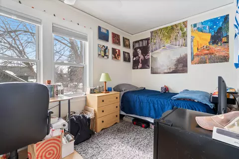 Bedroom - 627 N 20th Ave E, Duluth, MN 55812 photo 3 of 4