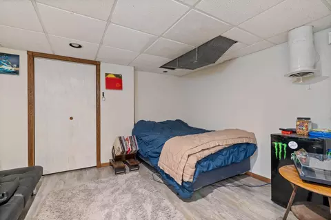 Bedroom - 627 N 20th Ave E, Duluth, MN 55812 photo 4 of 4