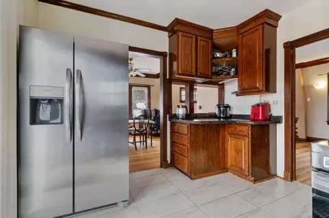 Kitchen - 627 N 20th Ave E, Duluth, MN 55812 photo 2 of 3