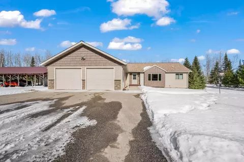 45416 Walleye Ln, Deer River, MN 56636