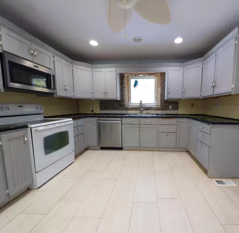 Kitchen - 41221 474th Ave, Perham, MN 56573 photo 1 of 3