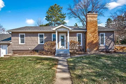 217 Hanley Rd, Golden Valley, MN 55426