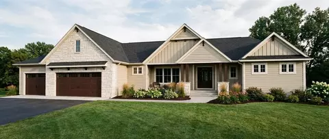 11014 Taylor Ln, Rogers, MN 55374