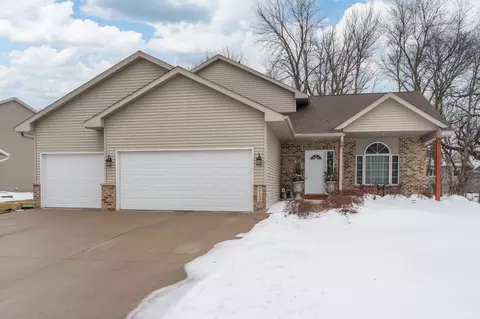 113 Sunburst Cir, Mankato, MN 56037