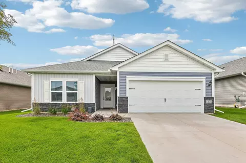 5475 395th St, North Branch, MN 55056