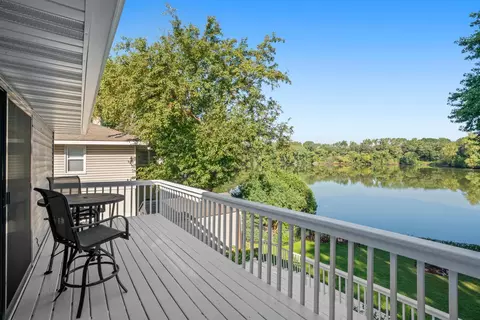 8806 Minnetonka Blvd, Saint Louis Park, MN 55426