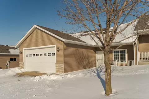 3069 Monroe Dr NW, Rochester, MN 55901
