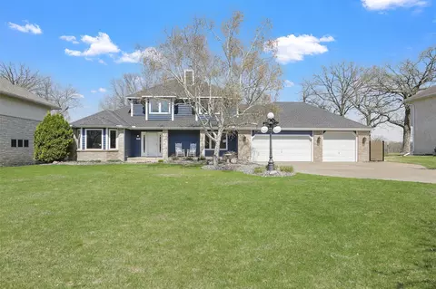 Exterior - 701 W River Pkwy, Champlin, MN 55316 photo 22 of 32