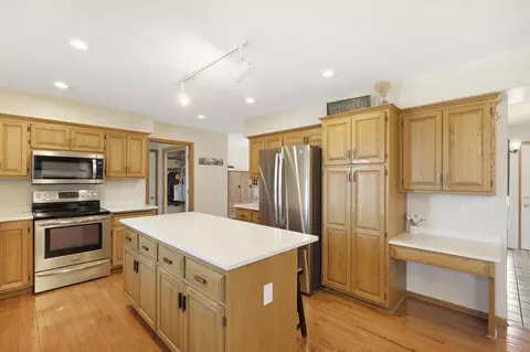 Kitchen - 701 W River Pkwy, Champlin, MN 55316 photo 5 of 7