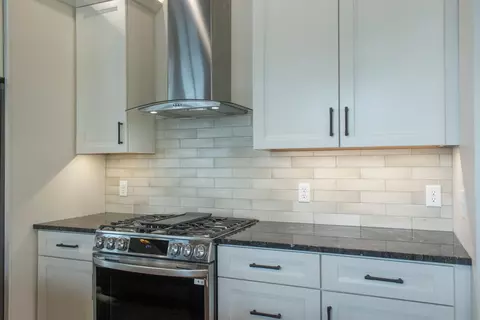 Kitchen - 16296 Tower Dr, Brainerd, MN 56401 photo 5 of 17