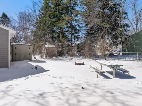 Exterior - 1663 9th Ave SE, Rochester, MN 55904 photo 6 of 8