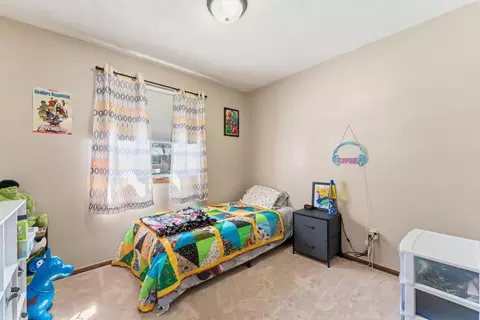 Bedroom - 1663 9th Ave SE, Rochester, MN 55904 photo 1 of 9