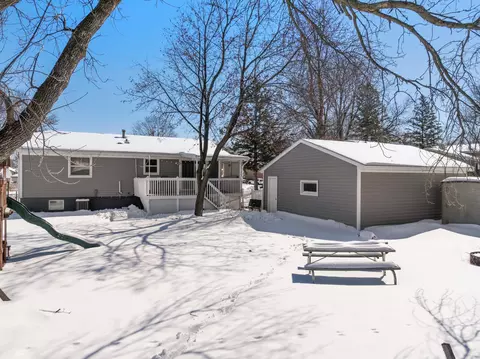 Exterior - 1663 9th Ave SE, Rochester, MN 55904 photo 5 of 8