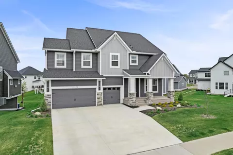10122 Shadyview Ln N, Maple Grove, MN 55311